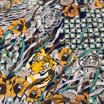 Gucci. Серьезные тигры в цветущих тропиках. Синий Крепдешин. (99% шелк 1%эласт). Италия.