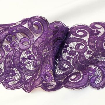 Узкое фиолетовое кружево с завитками (100% п/э).