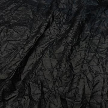 мг0178 Черная стеганая ткань креш (100% полиэстер). Италия.